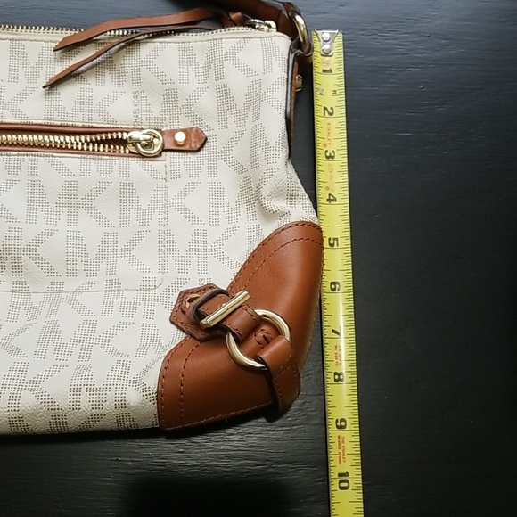 Michael Kors Brown and Cream Crossbody Leather Bag - Picture 11 of 11